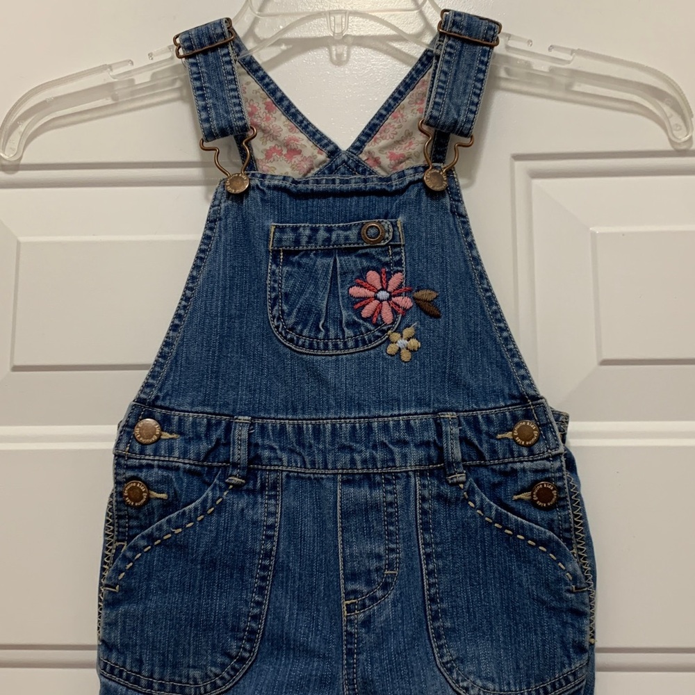 3/$15 Oshkosh 100% Cotton Denim Overalls with Floral Detail Size 18 Month